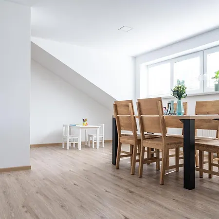Apartmaji Mise * Mezica