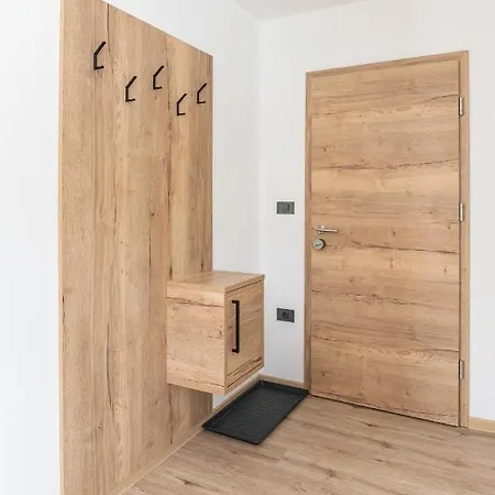 Apartmaji Mise * Mezica